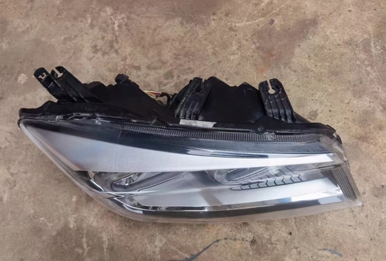 Customized Changan CS75 Right Front Headlamp Assembly for Car Fitment