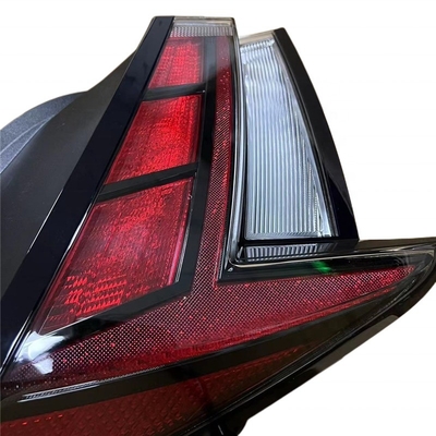 SONATA Generation 10 OEM 92401-A000 and 92402-A000 Rear Outer Tail Lamp Assembly