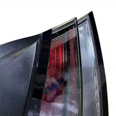 SONATA Generation 10 OEM 92401-A000 and 92402-A000 Rear Outer Tail Lamp Assembly