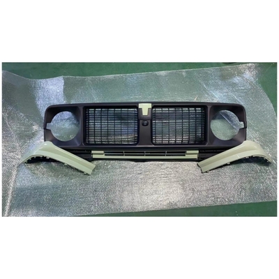 Tank 300 Radiator Grille Assy/Medium Mesh Auto Parts for Great Wall C30 CC7000CE03BEV