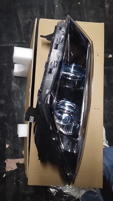 Changan Automobile Eado DT Headlight B211062-0100 B211062-0200 and 12V Voltage for V7